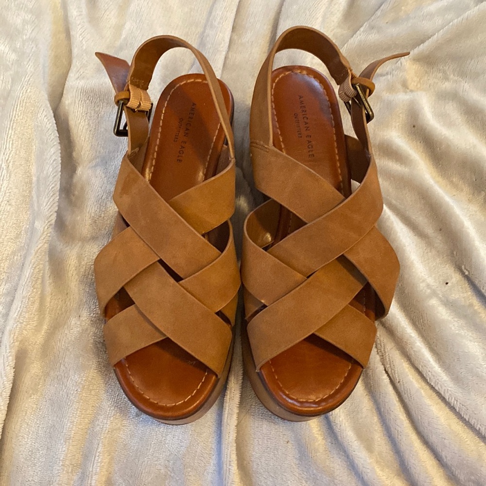 Platform sandals